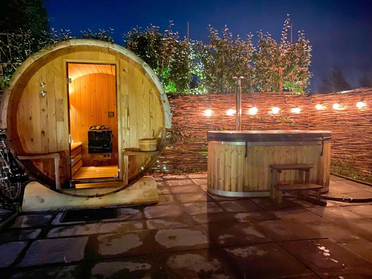 Bed & Wellness Klein Knorrestein With Private Hottub And Sauna And Tandembike Rental Included In Price Almere Kültér fotó